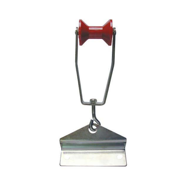 Hose guide for fire hose reel